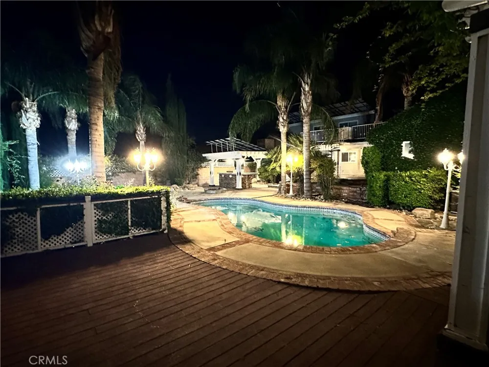 4761 W Avenue Quartz Hill, CA 93536
