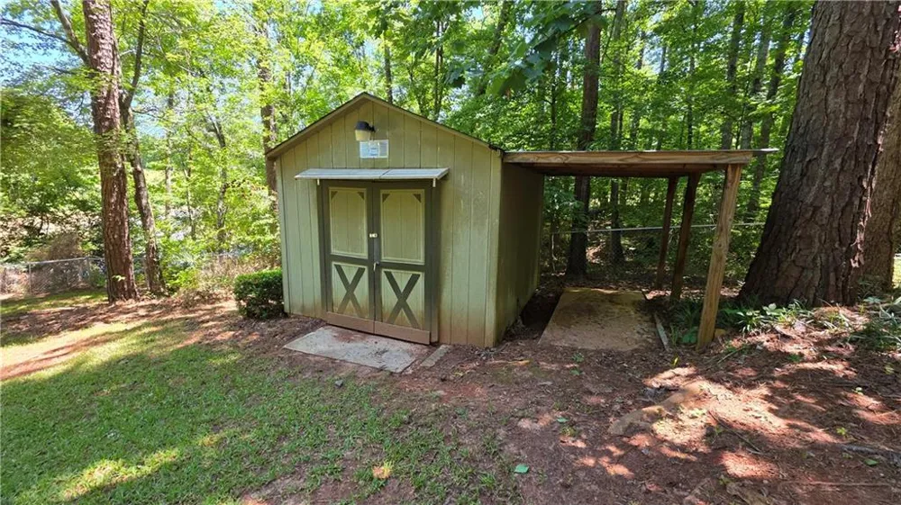 356 Anchor Point Drive Eatonton, GA 31024