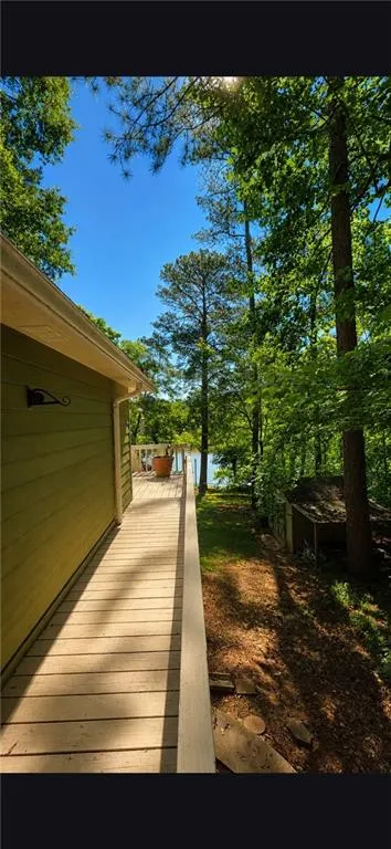 356 Anchor Point Drive Eatonton, GA 31024