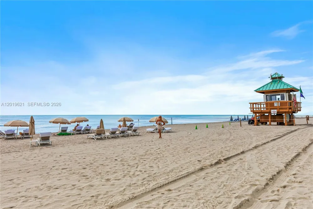 18975 Collins Ave #C-1 Sunny Isles Beach, FL 33160
