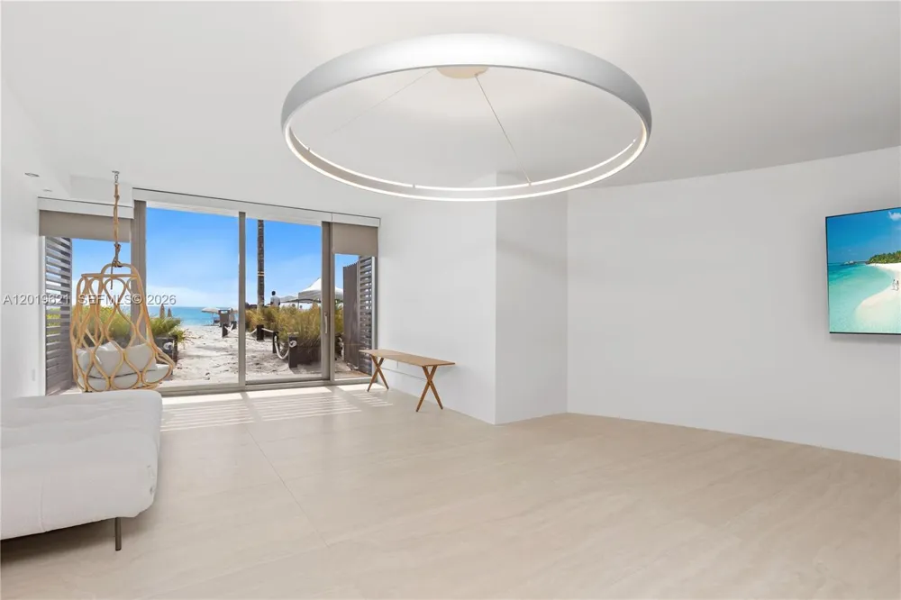 18975 Collins Ave #C-1 Sunny Isles Beach, FL 33160