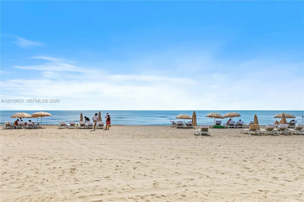 18975 Collins Ave #C-1 Sunny Isles Beach, FL 33160
