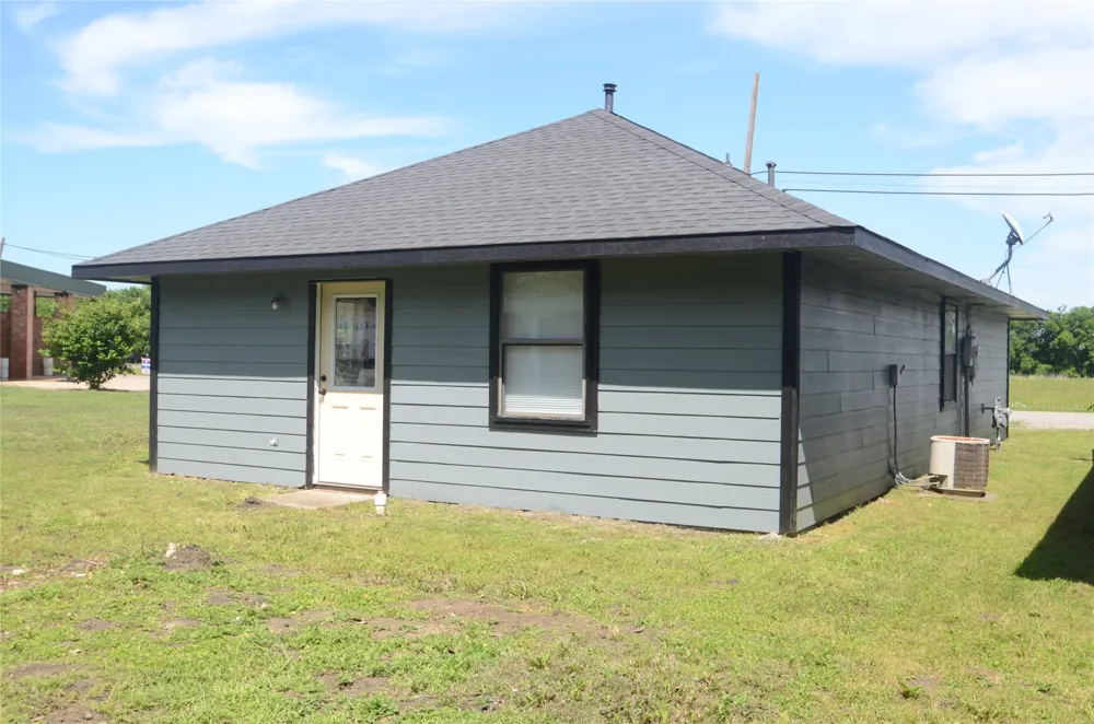 505 15th Street Honey Grove, TX 75446