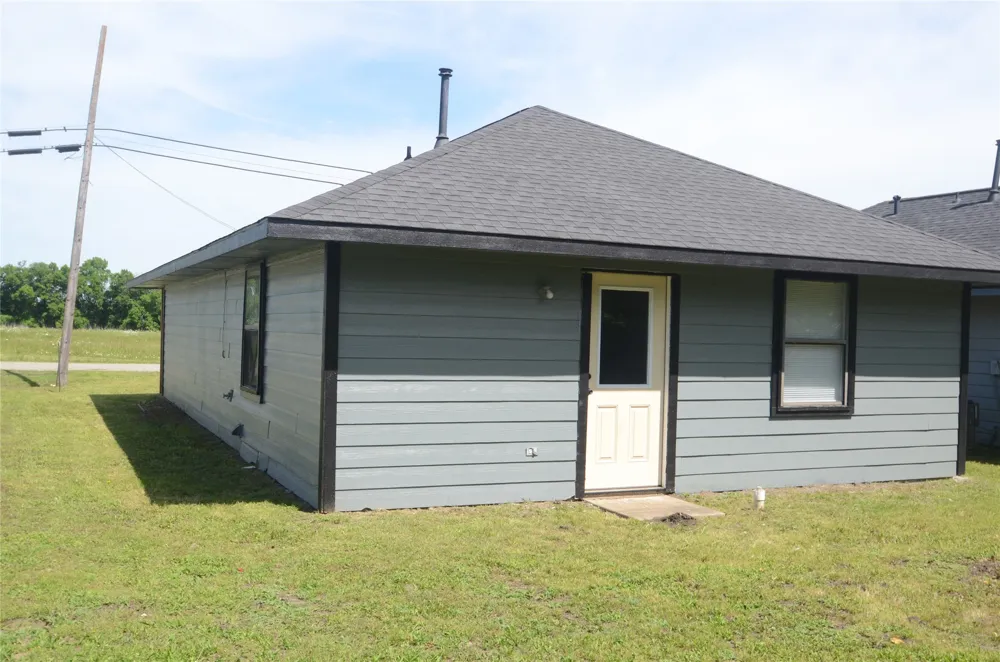 505 15th Street Honey Grove, TX 75446
