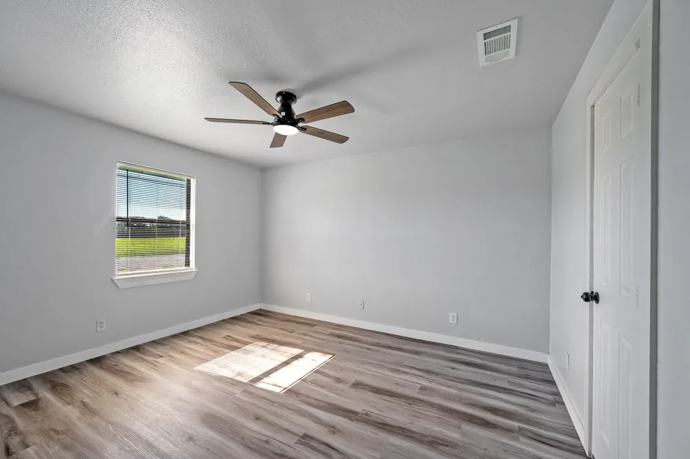 505 15th Street Honey Grove, TX 75446