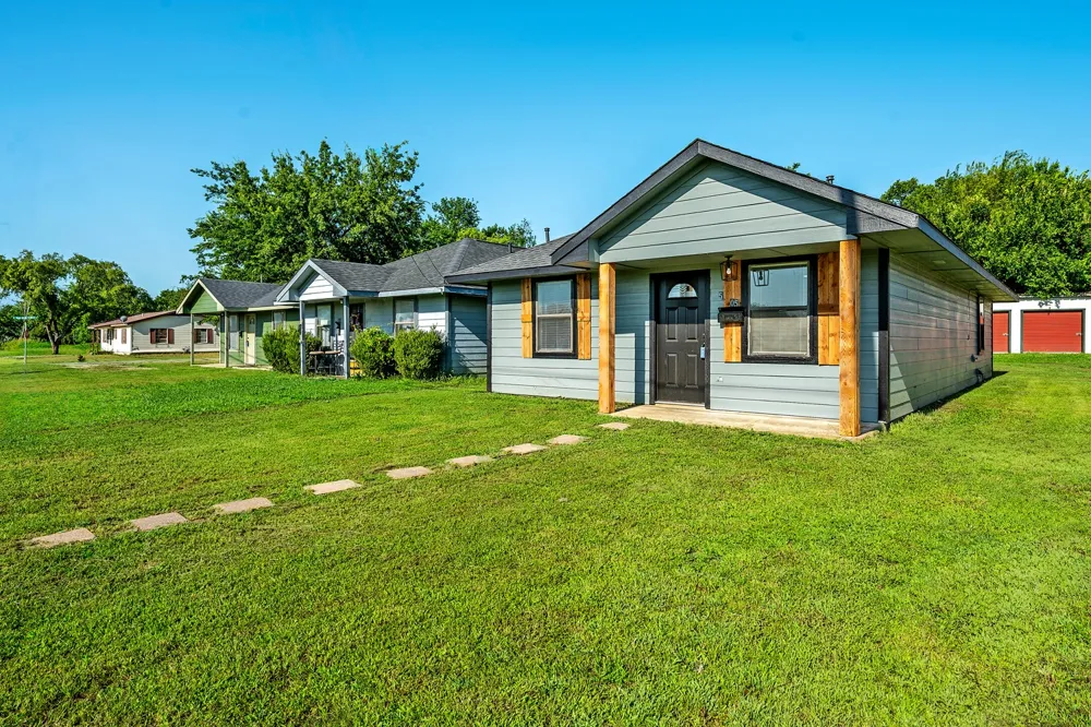 505 15th Street Honey Grove, TX 75446