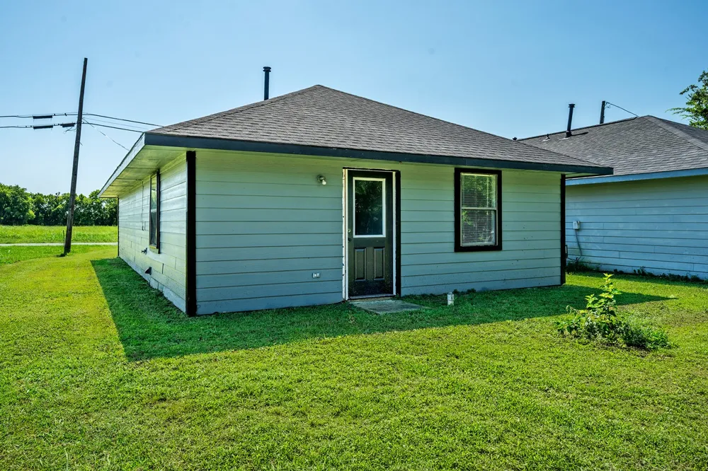 505 15th Street Honey Grove, TX 75446