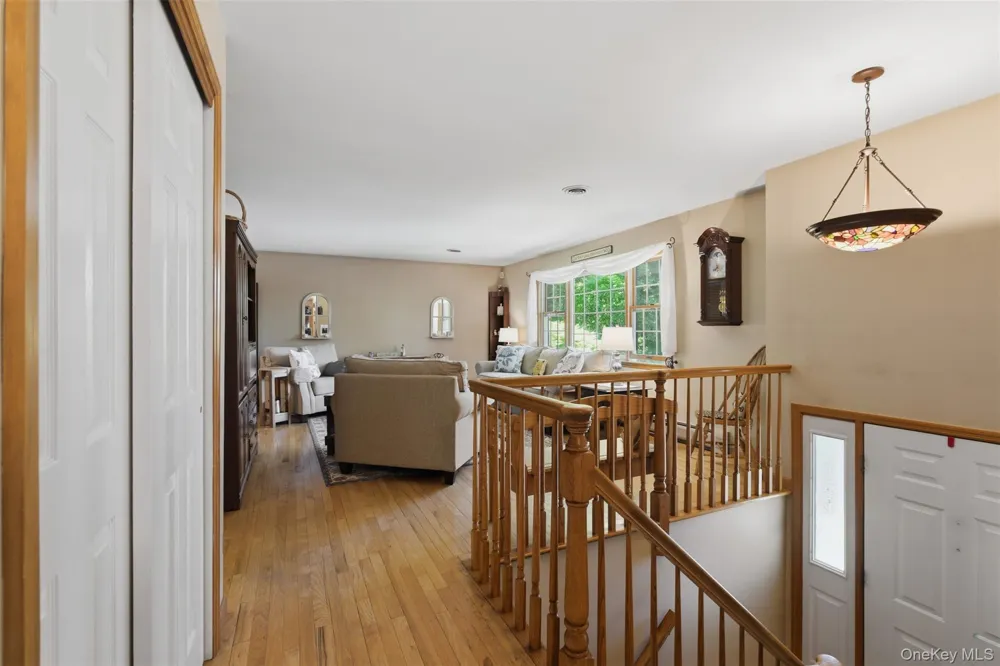 10 Sabin Drive Airmont, NY 10901