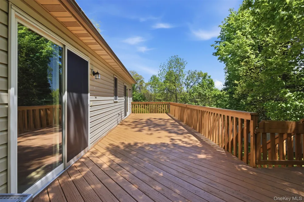 10 Sabin Drive Airmont, NY 10901
