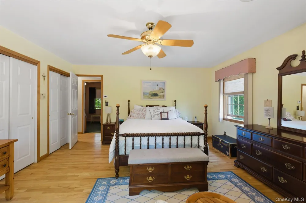 10 Sabin Drive Airmont, NY 10901