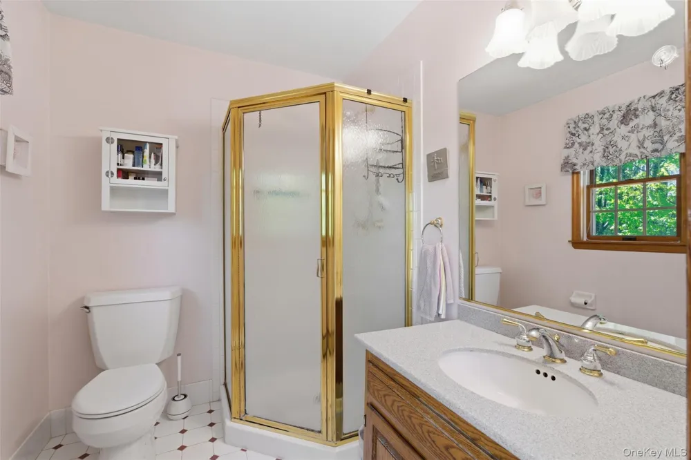 10 Sabin Drive Airmont, NY 10901