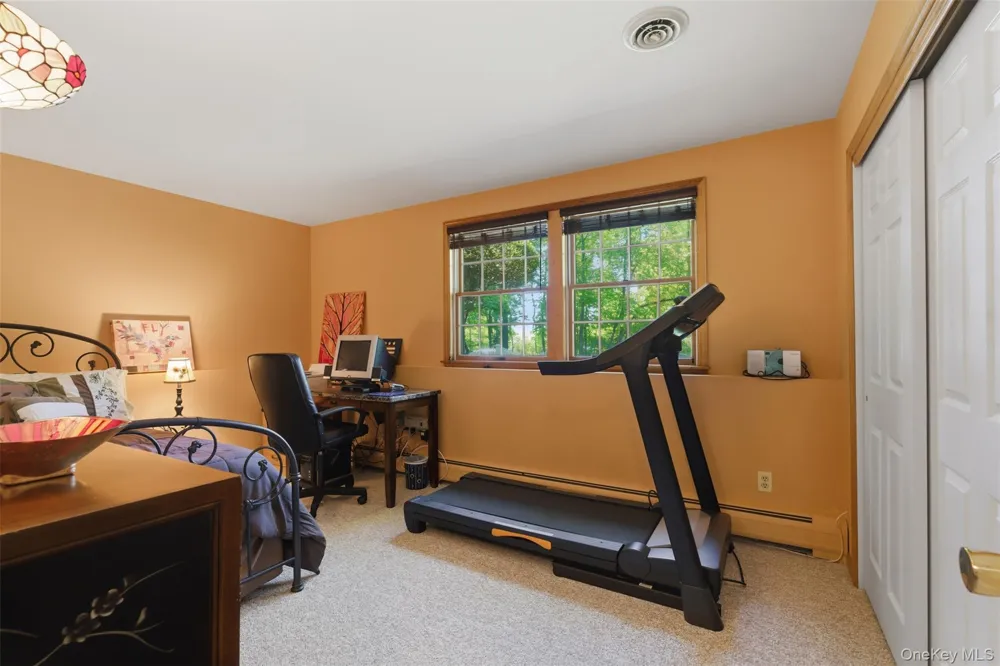 10 Sabin Drive Airmont, NY 10901