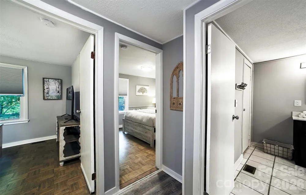 22 Glenview Place Arden, NC 28704
