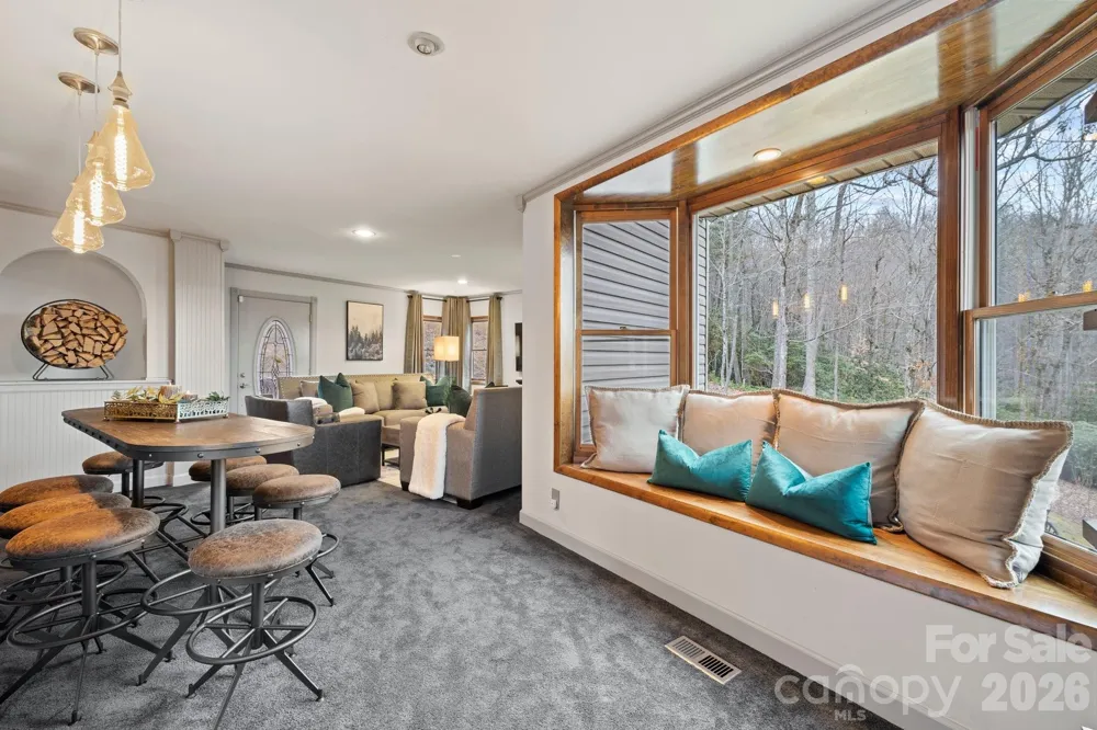106 Bishop Cove Road Fairview, NC 28730