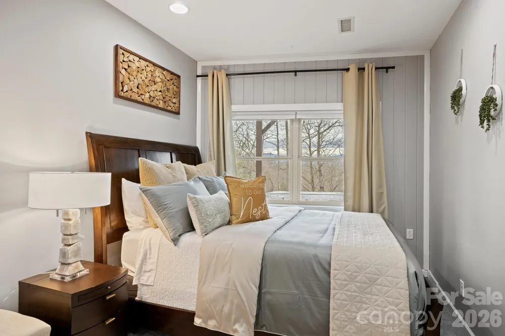 106 Bishop Cove Road Fairview, NC 28730