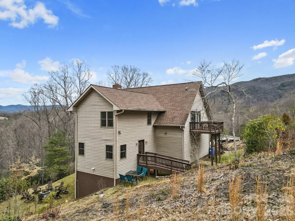 106 Bishop Cove Road Fairview, NC 28730