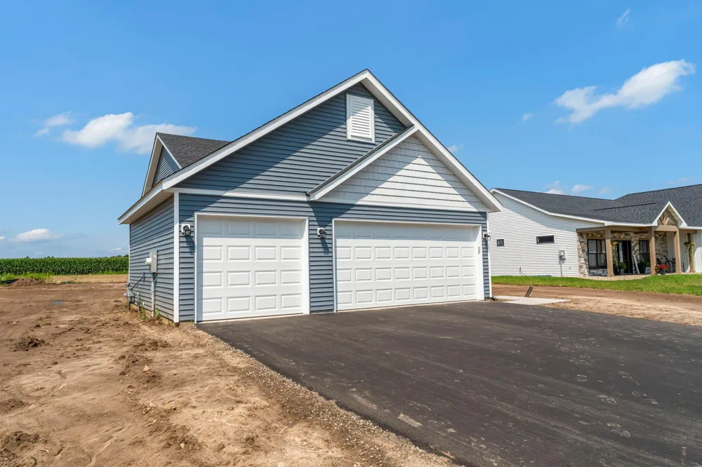 106 Maple Court Cannon Falls, MN 55009