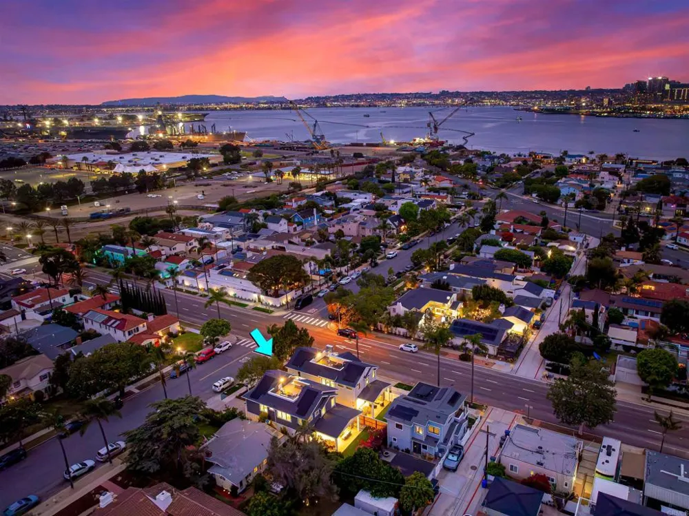 305 J AVENUE Coronado, CA 92118