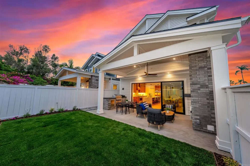 305 J AVENUE Coronado, CA 92118