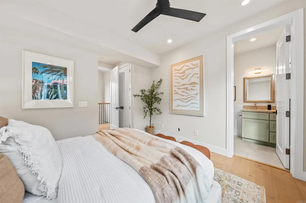 305 J AVENUE Coronado, CA 92118