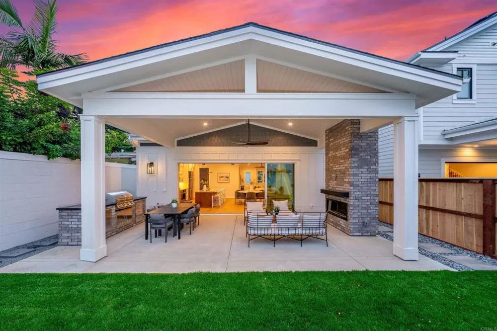 305 J AVENUE Coronado, CA 92118