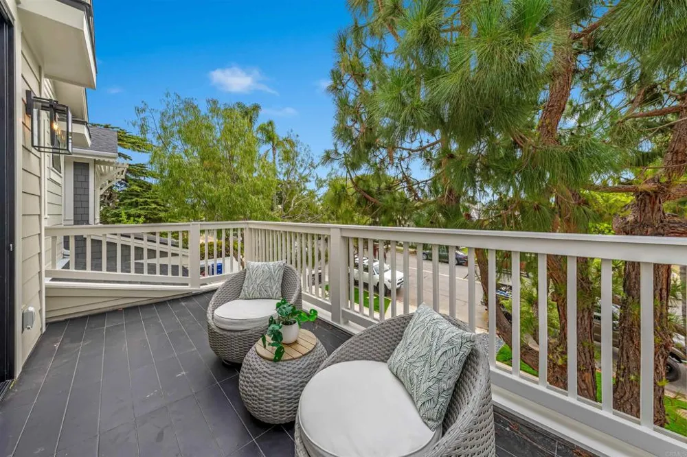 305 J AVENUE Coronado, CA 92118
