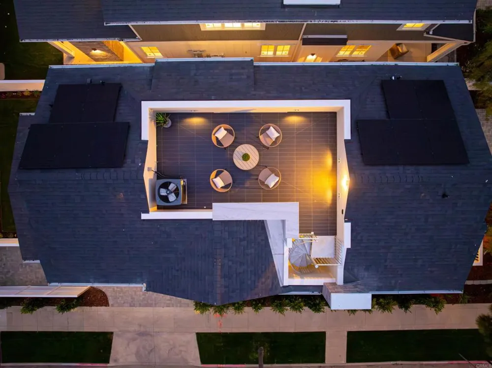305 J AVENUE Coronado, CA 92118