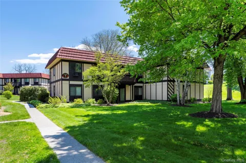 7 Loudon Drive #8