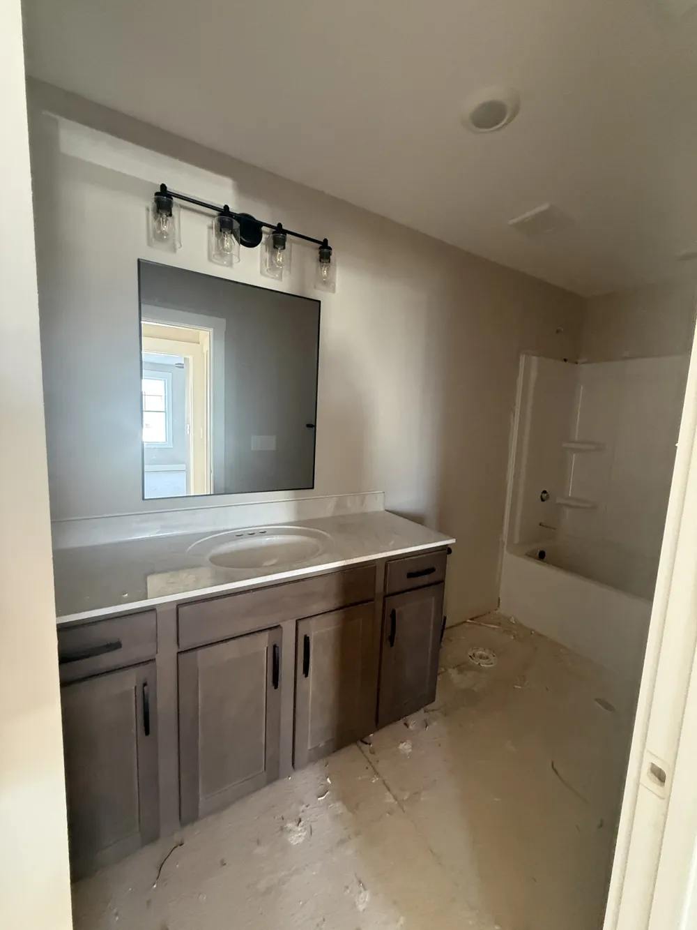 362 Cardinal Creek Clarksville, TN 37040