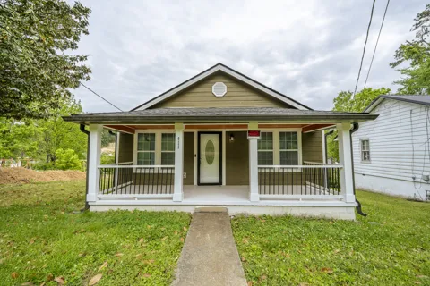 411 Highway 64 W