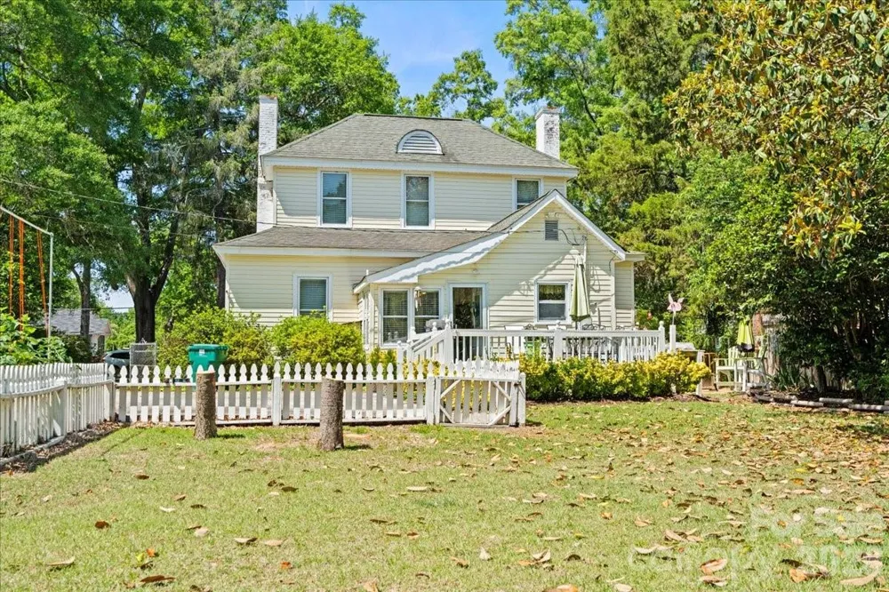 110 Huger Street Cheraw, SC 29520