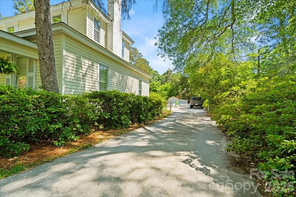 110 Huger Street Cheraw, SC 29520
