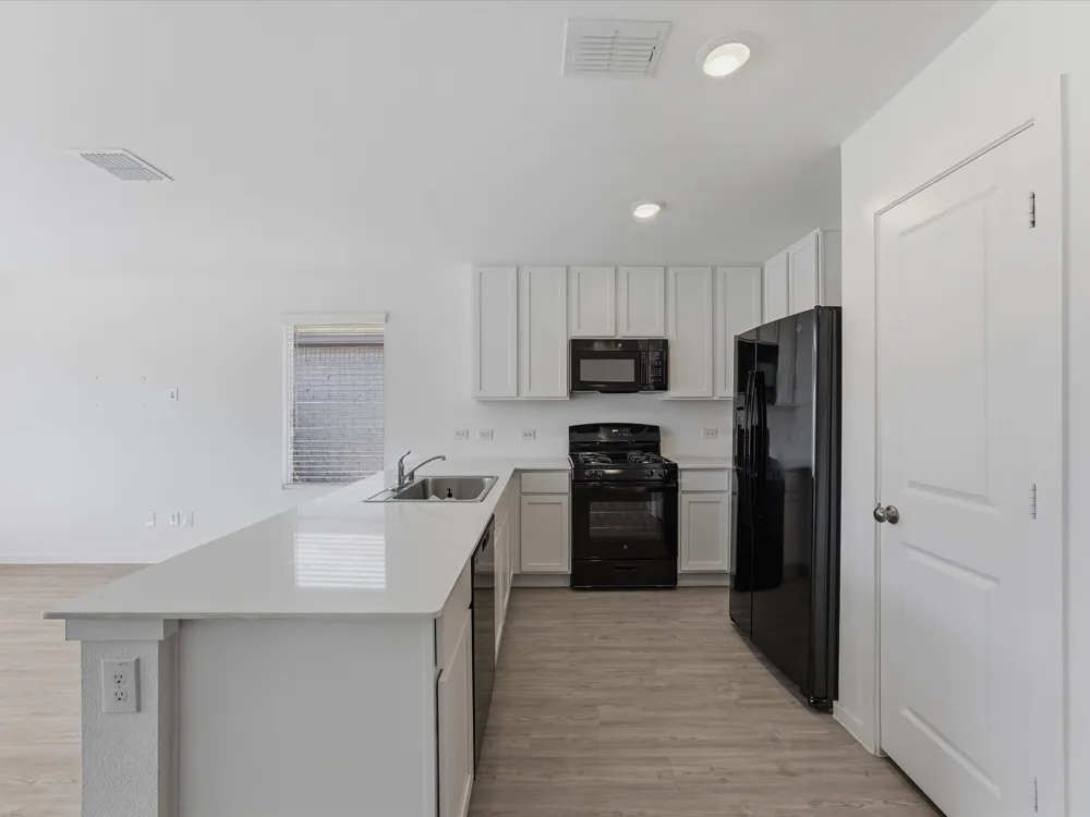 4952 Stonebridge Drive Ennis, TX 75119