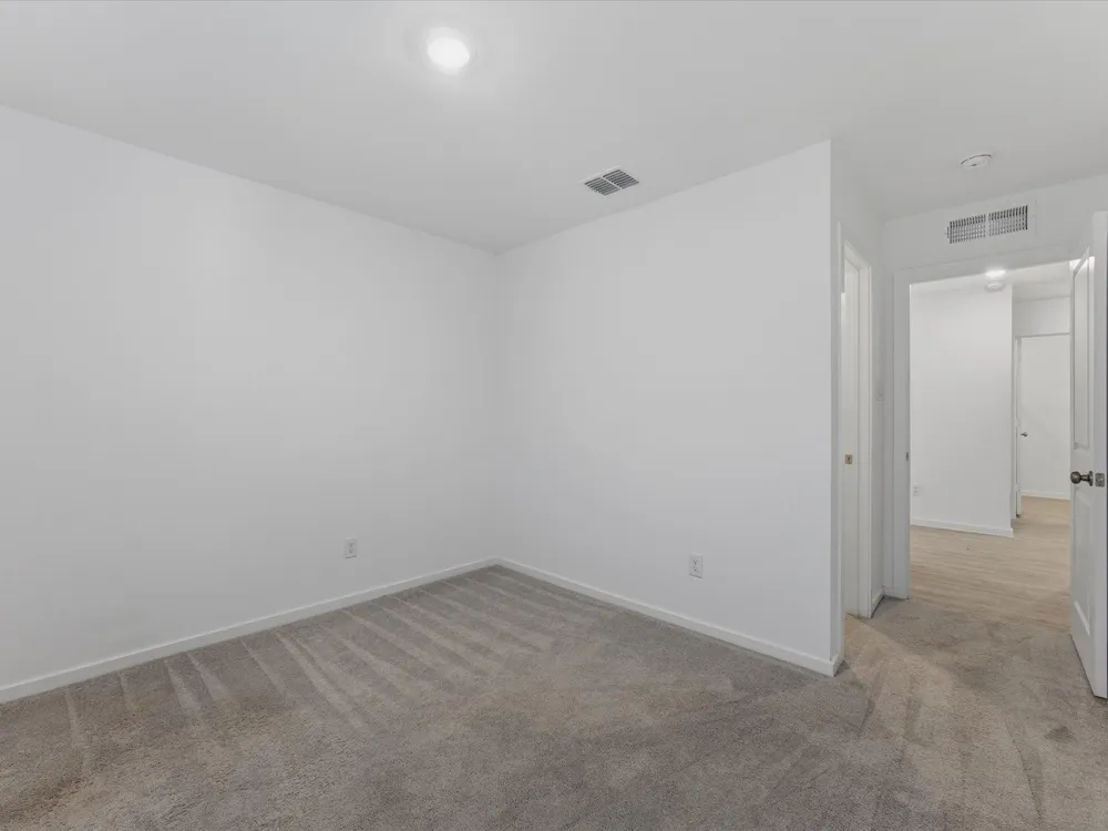 4952 Stonebridge Drive Ennis, TX 75119