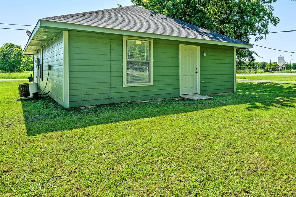 501 15th Street Honey Grove, TX 75446