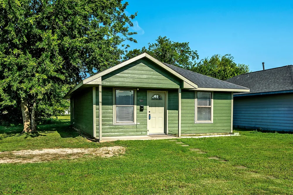 501 15th Street Honey Grove, TX 75446