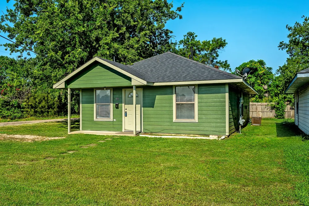 501 15th Street Honey Grove, TX 75446
