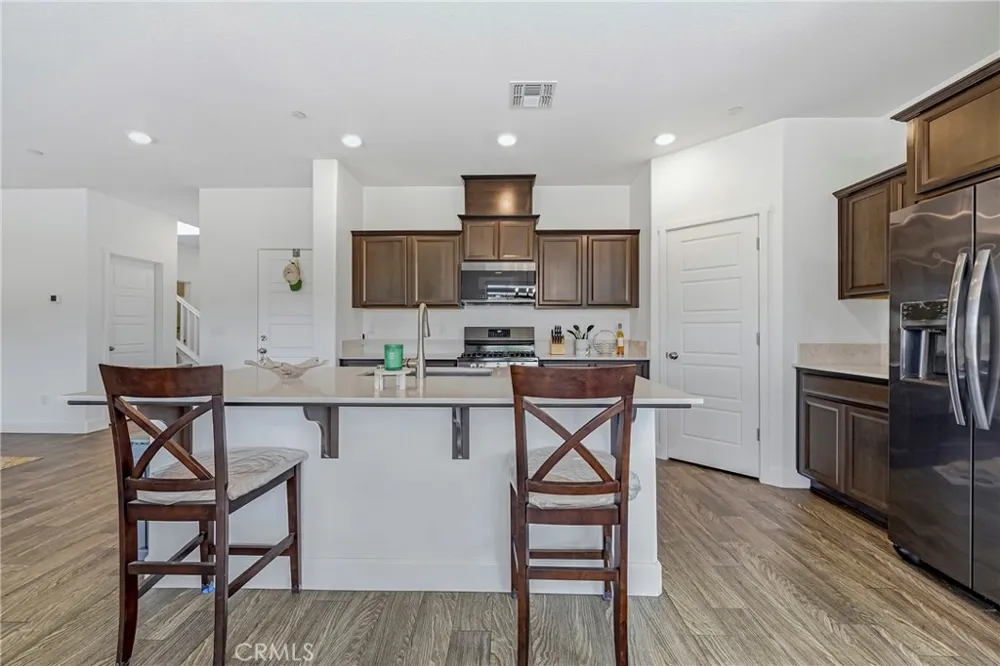 2413 Explorador Merced, CA 95340
