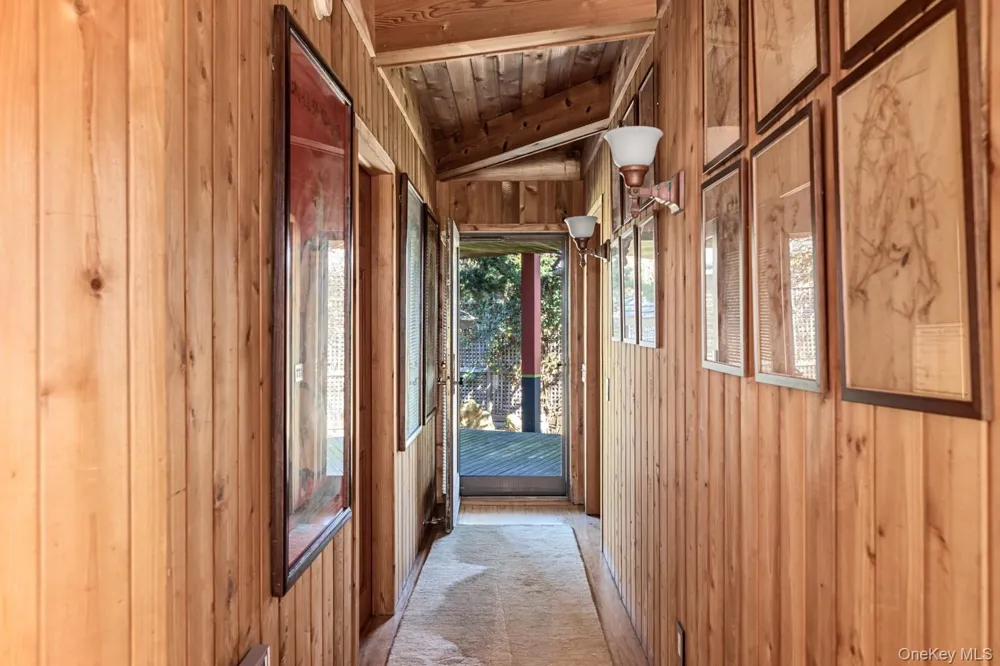 1 Steels Walk Water Island, NY 11772