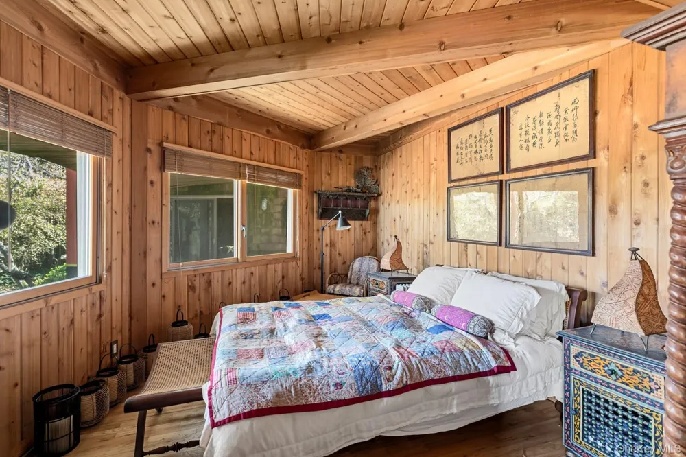 1 Steels Walk Water Island, NY 11772