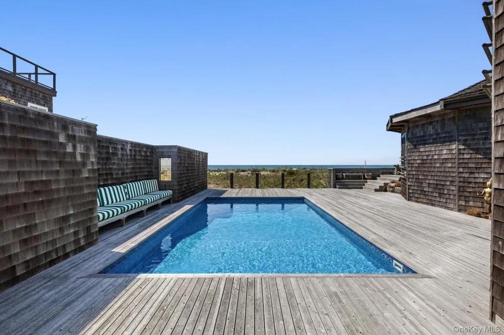 1 Steels Walk Water Island, NY 11772