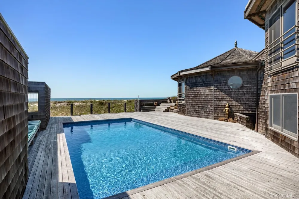 1 Steels Walk Water Island, NY 11772