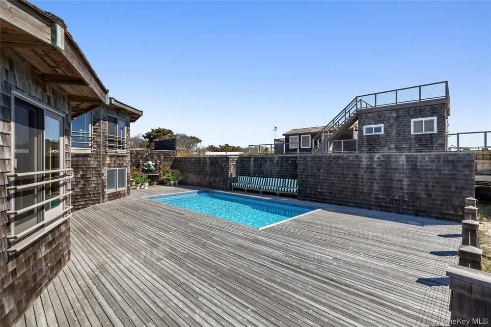 1 Steels Walk Water Island, NY 11772