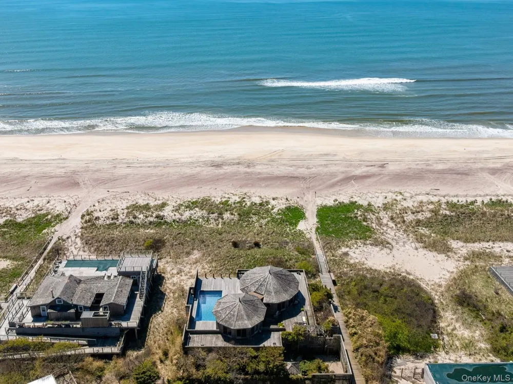 1 Steels Walk Water Island, NY 11772