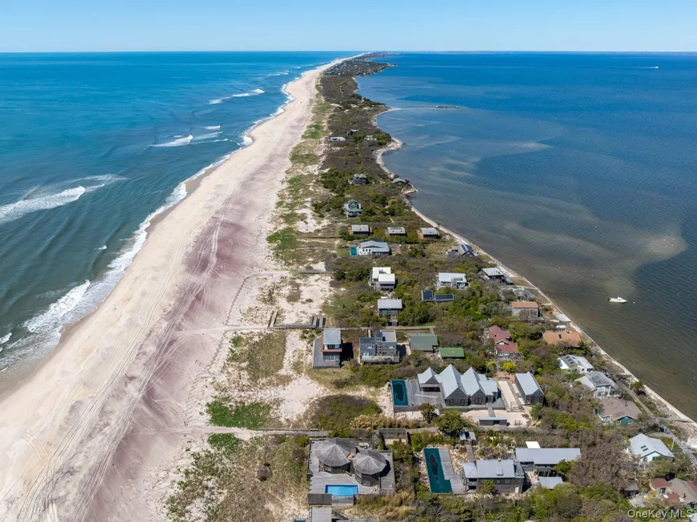 1 Steels Walk Water Island, NY 11772