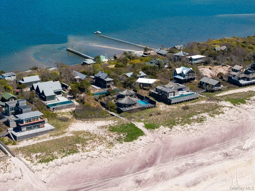 1 Steels Walk Water Island, NY 11772