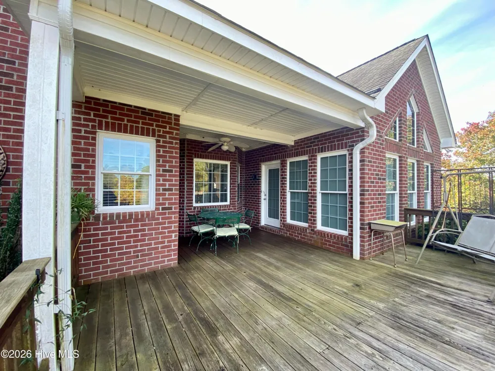 747 Quinn Store Road Beulaville, NC 28518