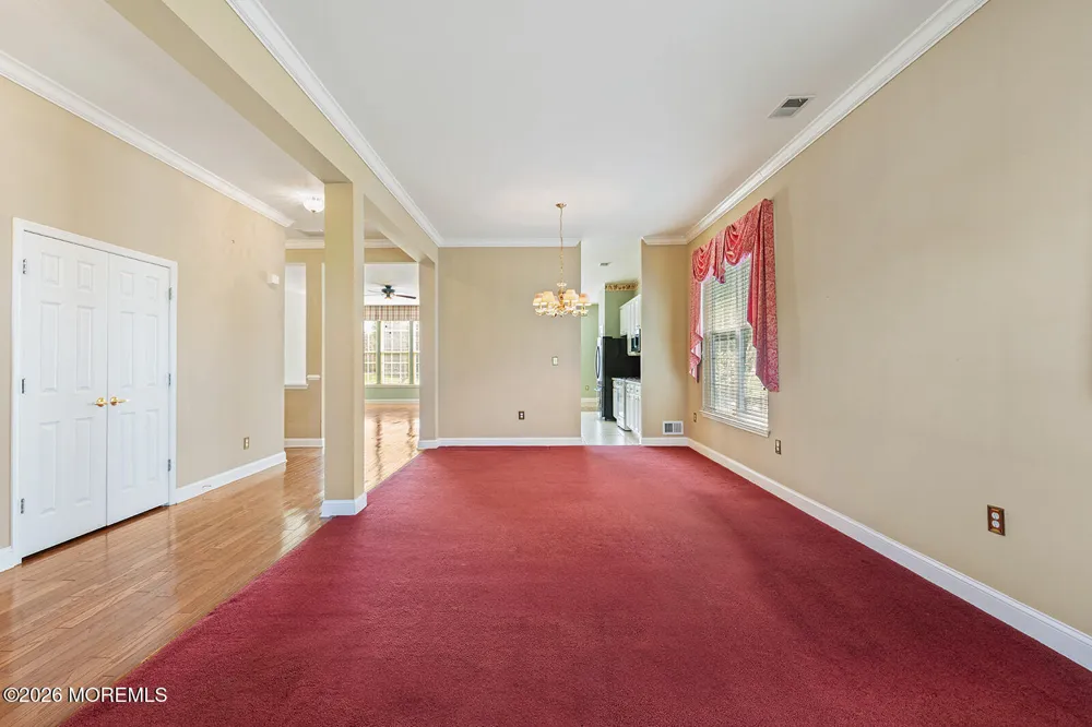14 Williamsburg Court Allentown, NJ 08501