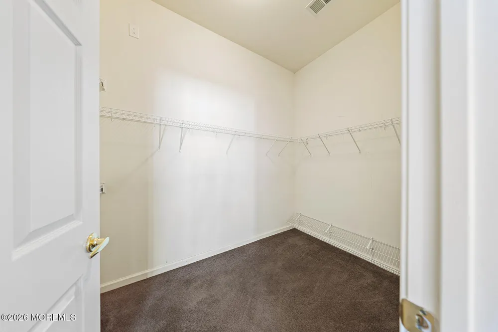 14 Williamsburg Court Allentown, NJ 08501