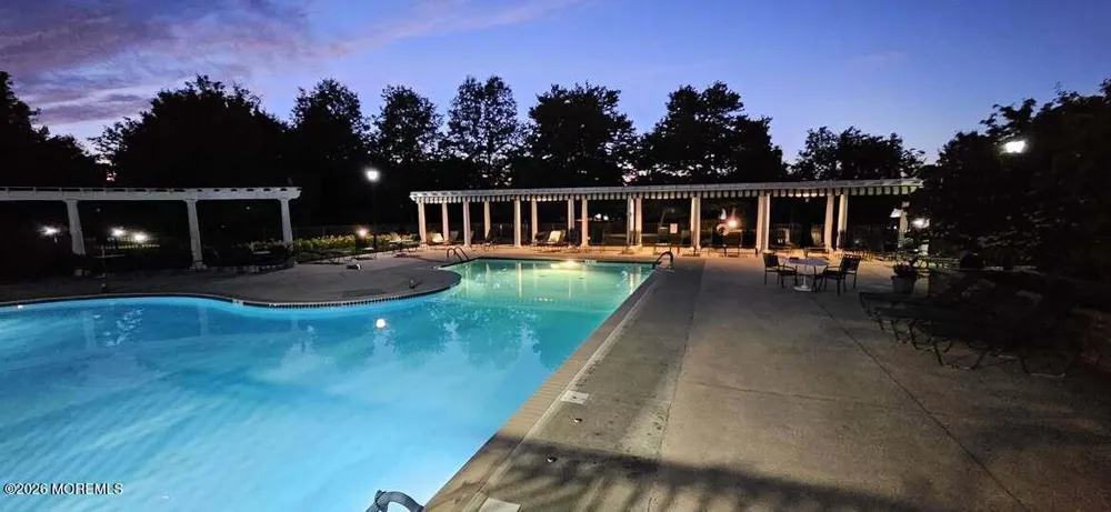 14 Williamsburg Court Allentown, NJ 08501